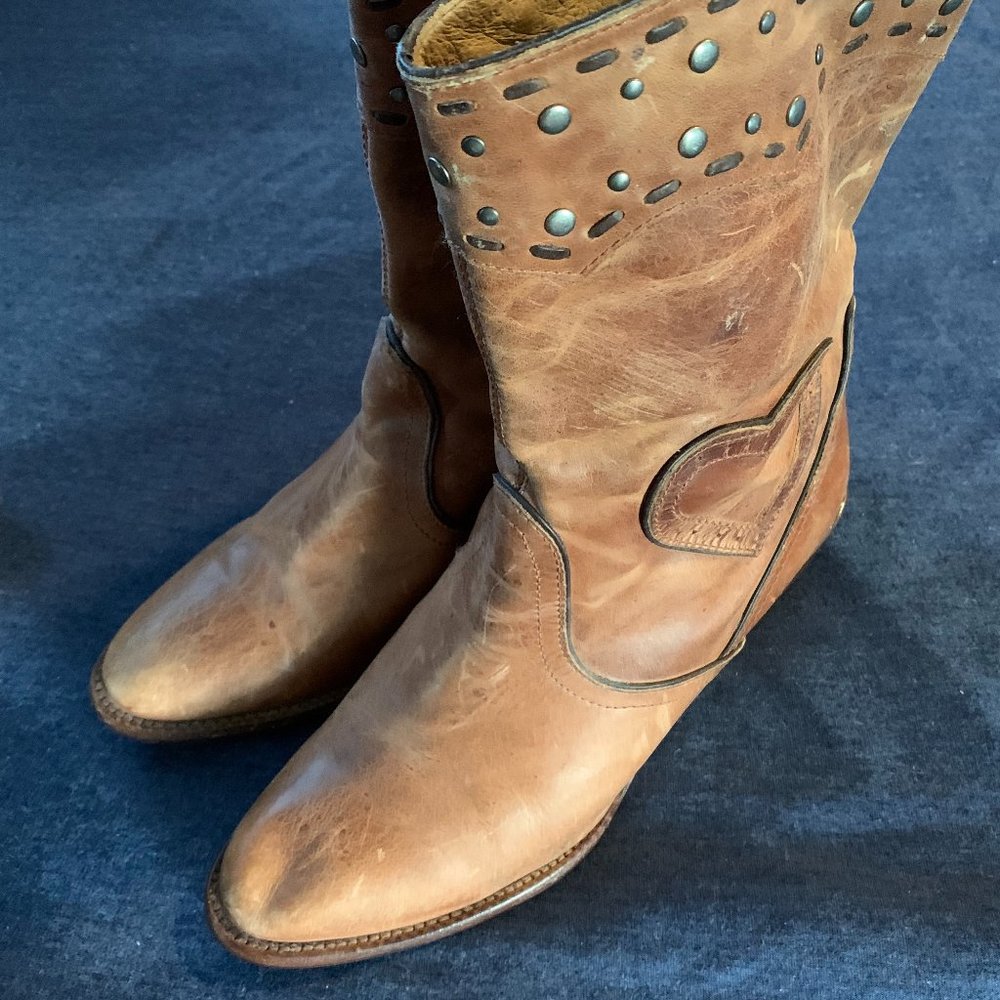 Twisted X Heart and Stud lined Leather Boot - Size 11 - Leather - Wide Calf